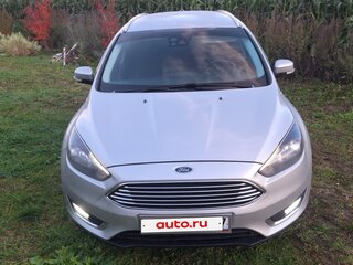 2018 Ford Focus III Рестайлинг, серебристый, 1050000 рублей, вид 3