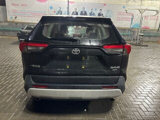 2026 Toyota RAV4 V (XA50), чёрный, 4195000 рублей, вид 4