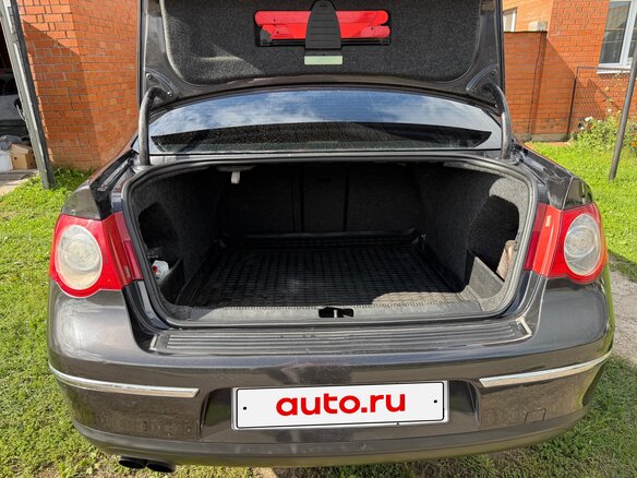 2006 Volkswagen Passat B6, коричневый, 450000 рублей - вид 8