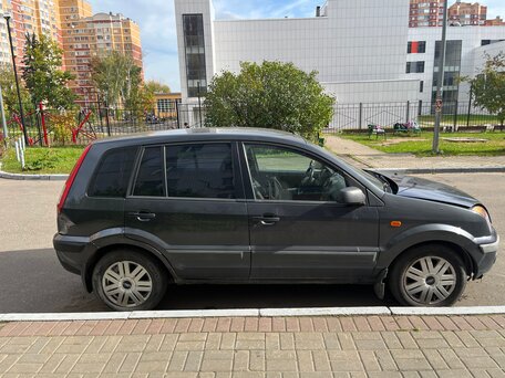 2008 Ford Fusion I Рестайлинг, серый, 330000 рублей, вид 2