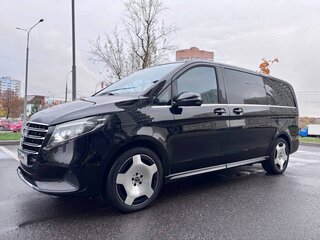 2024 Mercedes-Benz V-Класс Long 300 d длинный III (W447) Рестайлинг 2, чёрный, 9000000 рублей, вид 3