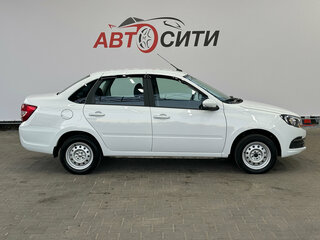 2026 Lada (ВАЗ) Granta I Рестайлинг, белый, 996000 рублей, вид 5