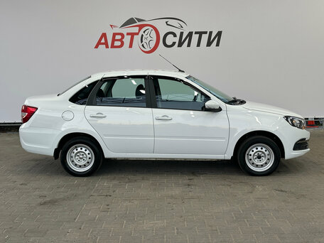 2026 Lada (ВАЗ) Granta I Рестайлинг, белый, 980000 рублей, вид 5
