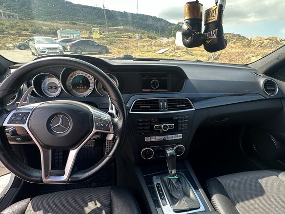 2011 Mercedes-Benz C-Класс 180 BlueEFFICIENCY III (W204) Рестайлинг, белый, 1050000 рублей - вид 5