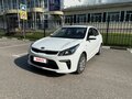 2019 Kia Rio IV, белый, 1380000 рублей
