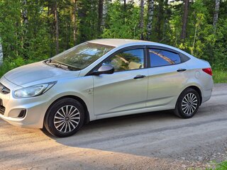2011 Hyundai Solaris I, серебристый, 870000 рублей, вид 1