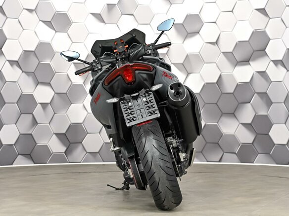 2021 Yamaha TMAX, серый, 979000 рублей - вид 5