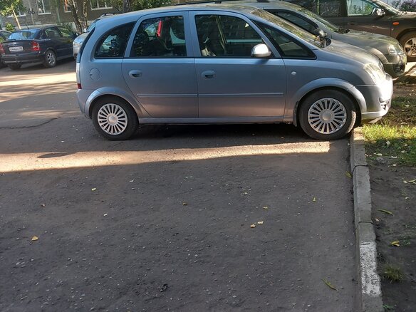 2008 Opel Meriva A Рестайлинг, серебристый - вид 2