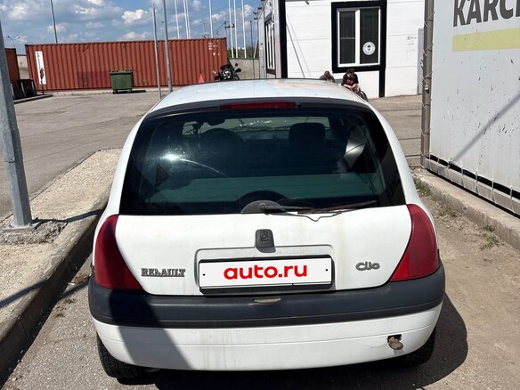 1998 Renault Clio II, белый, 65000 рублей - вид 1