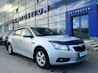 2012 Chevrolet Cruze I Рестайлинг, серебристый, 690000 рублей, вид 1