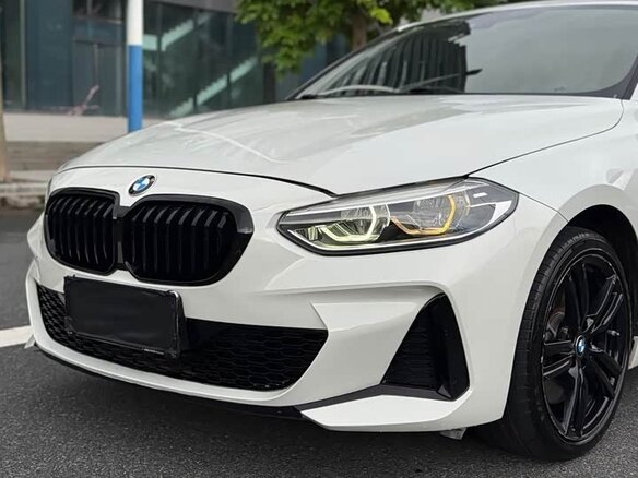 2022 BMW 1 серии 120i III (F52) Рестайлинг, белый - вид 16