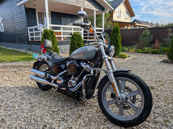 2023 Harley-Davidson Softail Standard, серый, 1300000 рублей - вид 3