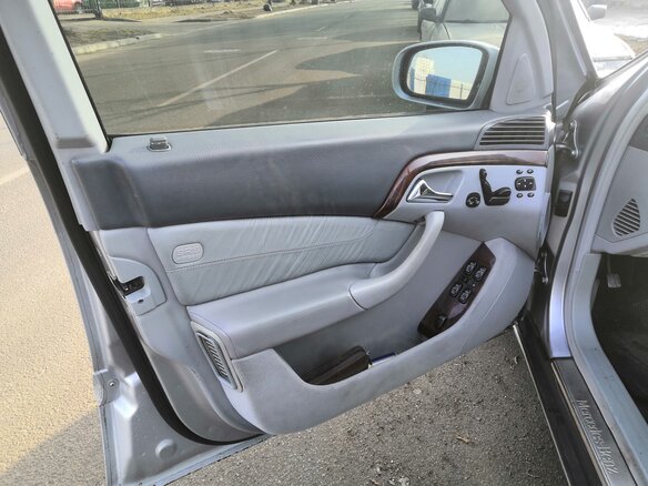 2000 Mercedes-Benz S-Класс 320 Long IV (W220), серебристый - вид 22