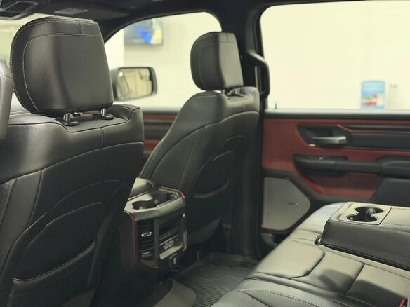 2025 Ram 1500 Crew Cab V Рестайлинг, синий, 8990000 рублей - вид 9