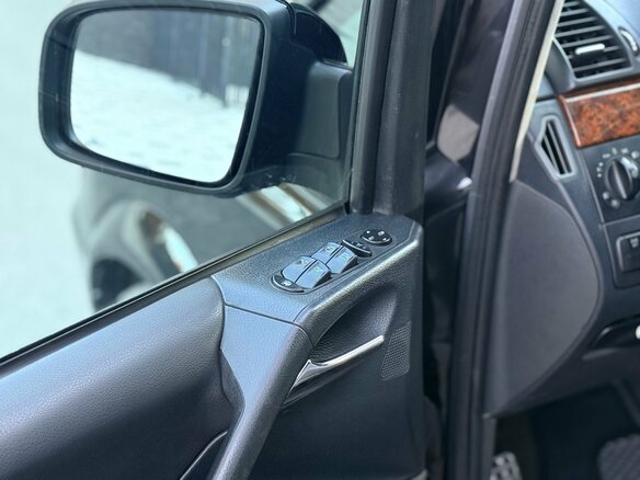 2012 Mercedes-Benz Viano Extralong L3 I (W639) Рестайлинг, чёрный, 2390000 рублей - вид 22