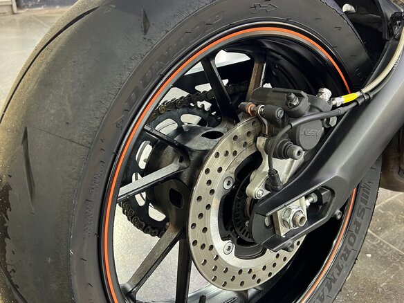 2014 Yamaha MT-09 (FZ-09), оранжевый - вид 14