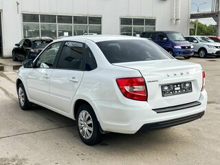 2024 Lada (ВАЗ) Granta I Рестайлинг, белый, 700000 рублей, вид 4