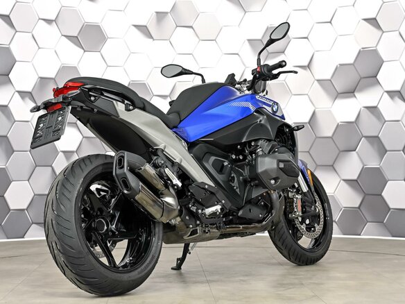 2025 BMW R 1300 R, синий, 2377000 рублей - вид 6