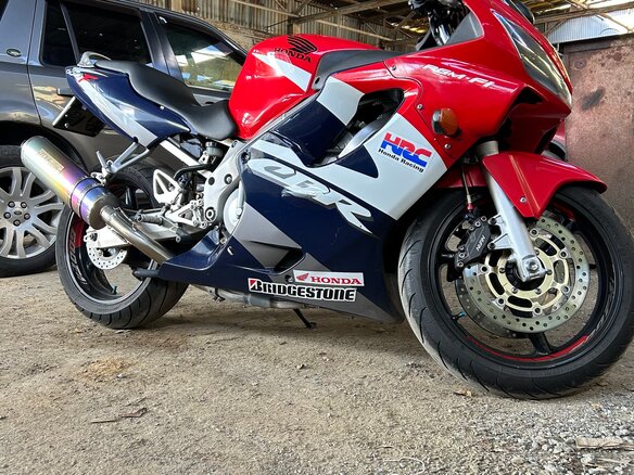 2002 Honda CBR 600F, синий, 470000 рублей - вид 1