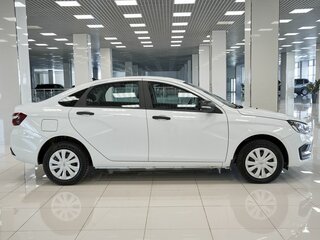 2024 Lada (ВАЗ) Vesta I Рестайлинг (NG), белый, 1120000 рублей, вид 5
