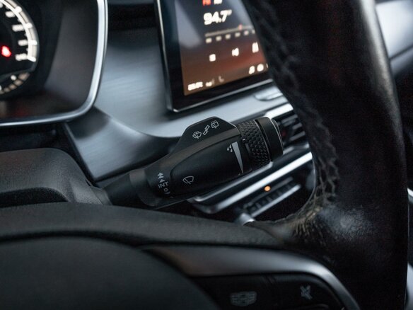 2020 Geely Coolray I, синий, 1410000 рублей - вид 17