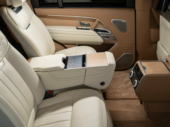 2022 Land Rover Range Rover P530 MHEV Long V, чёрный, 24300000 рублей - вид 25