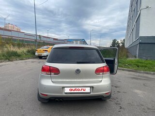 2012 Volkswagen Golf VI, серебристый, 650000 рублей, вид 4