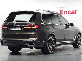 2026 BMW X7 40d I (G07) Рестайлинг, коричневый, 14646000 рублей, вид 2