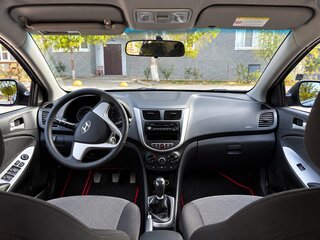 2011 Hyundai Solaris I, фиолетовый, 690000 рублей, вид 5