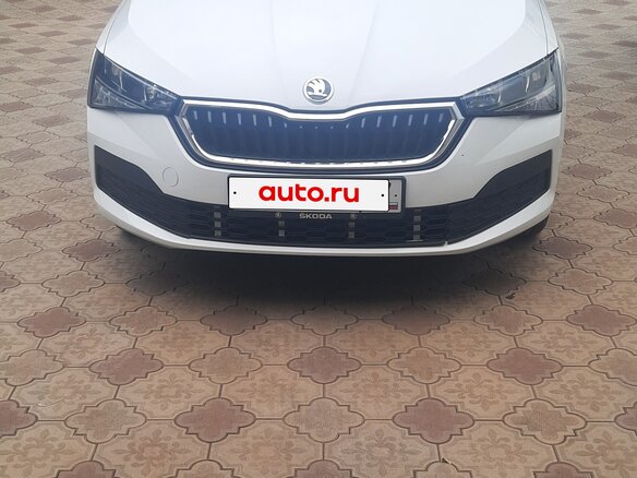 2021 Skoda Rapid II, белый, 1100000 рублей