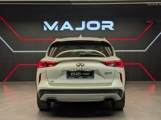 2019 Infiniti QX50 II, белый, 2499000 рублей, вид 3