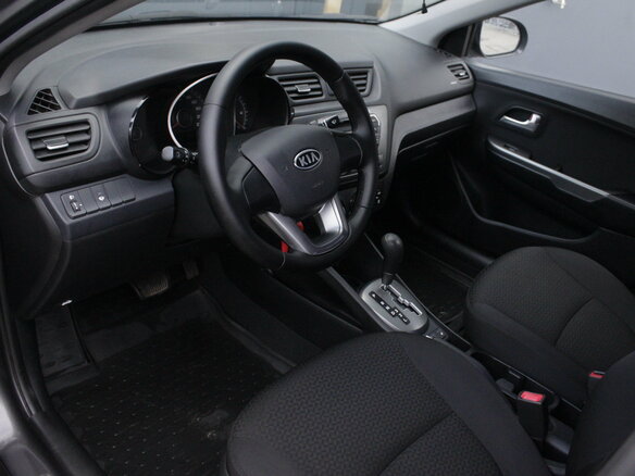 2012 Kia Rio 4-speed III, серый, 845000 рублей - вид 5