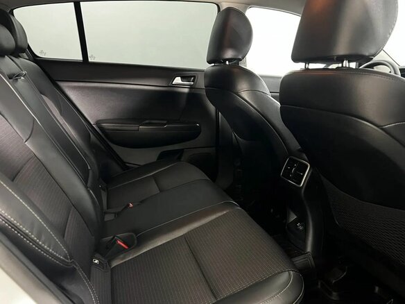 2018 Kia Sportage IV, белый, 2000000 рублей - вид 11