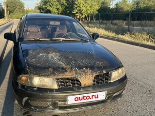2000 Mitsubishi Carisma I Рестайлинг, чёрный, 120000 рублей, вид 1