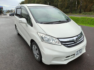 2012 Honda Freed I Рестайлинг, белый, 1150000 рублей, вид 5