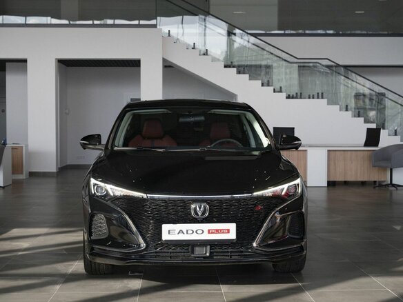 2026 Changan Eado Plus I, чёрный, 2643201 рублей - вид 1