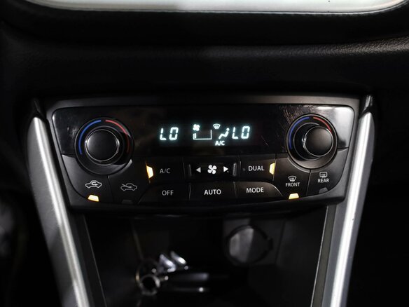 2014 Suzuki SX4 II (S-Cross), чёрный, 989000 рублей - вид 13