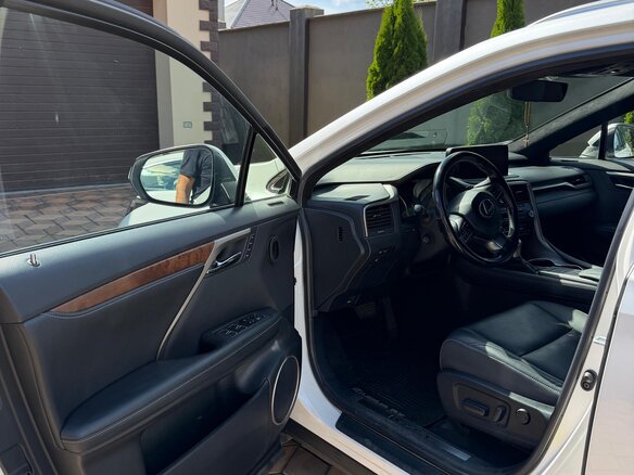 2021 Lexus RX 350L IV Рестайлинг, белый, 5150000 рублей - вид 9