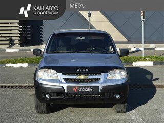 2018 Chevrolet Niva I Рестайлинг, серебристый, 587000 рублей, вид 3