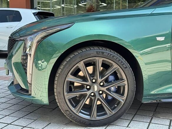 2025 Cadillac CT5 I Рестайлинг, зелёный, 5767055 рублей - вид 8