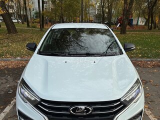 2024 Lada (ВАЗ) Vesta I Рестайлинг (NG), белый, 1230000 рублей, вид 1