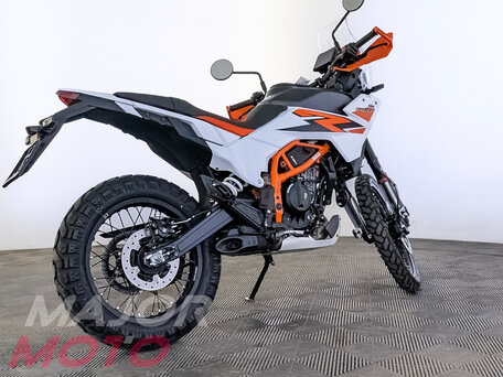2026 KTM 390 Adventure R, белый, 889000 рублей, вид 2