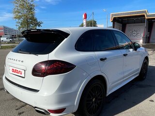 2012 Porsche Cayenne II (958), белый, 2550000 рублей, вид 3