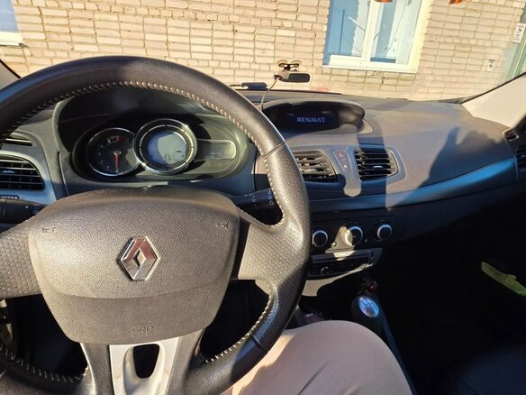 2013 Renault Fluence I Рестайлинг, серый, 650000 рублей - вид 6