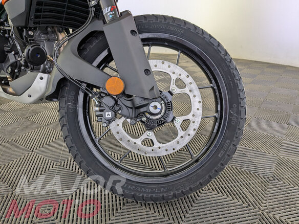 2026 KTM 390 Adventure X, оранжевый, 720000 рублей - вид 10