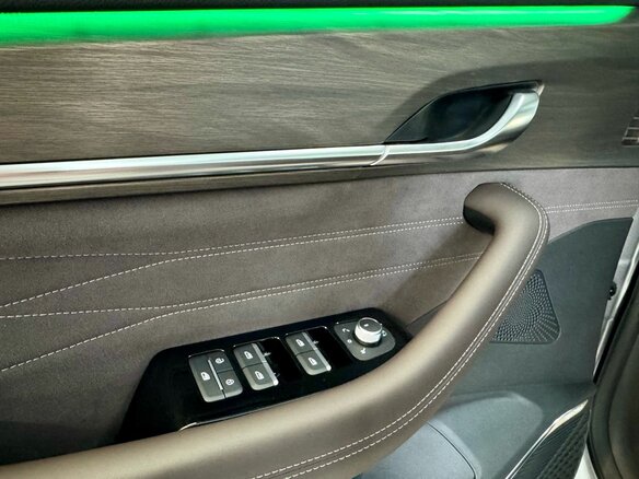 2026 Geely Monjaro I Рестайлинг 2 (China Market), серебристый, 4250000 рублей - вид 14