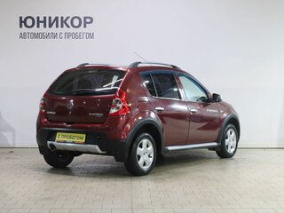 2012 Renault Sandero Stepway I, красный, 679000 рублей, вид 2