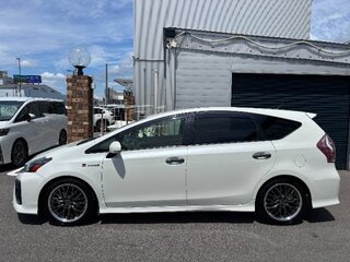 2021 Toyota Prius Alpha I (ZVW40/41) Рестайлинг, белый, 1601000 рублей, вид 2