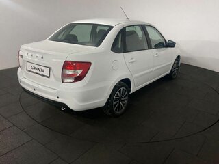 2026 Lada (ВАЗ) Granta I Рестайлинг, белый, 1290000 рублей, вид 5
