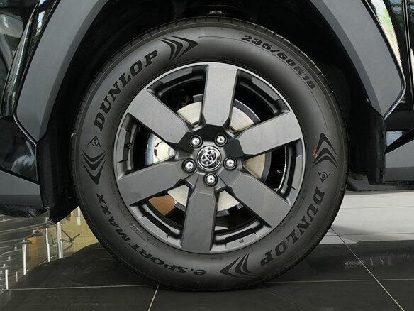 2026 Toyota RAV4 V (XA50), чёрный, 4690000 рублей - вид 21